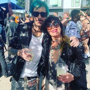 Meet your Posher, Sandy